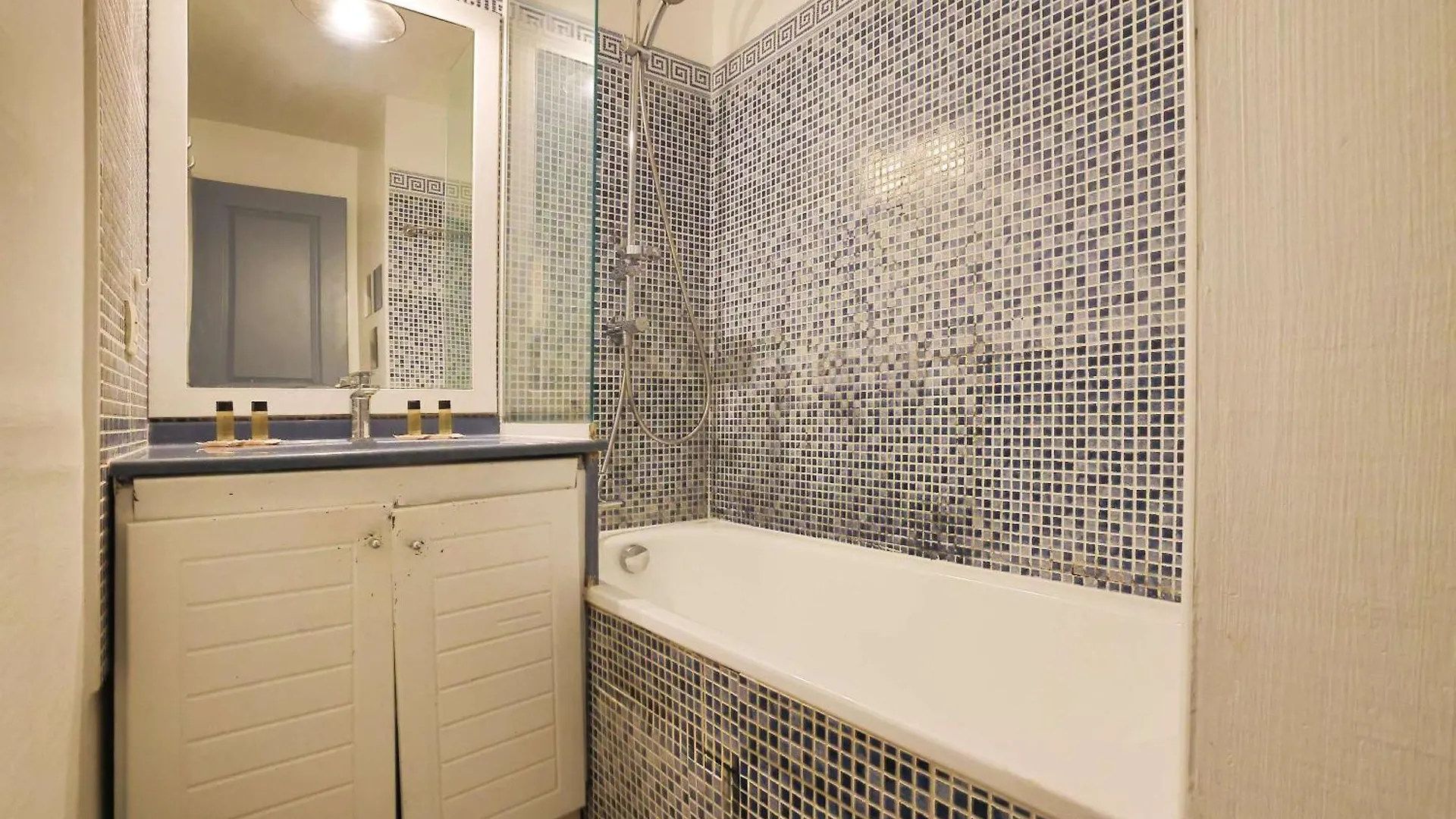 Le Cannes Beach 161 - Cosy, Terrasse & Piscine Appartement